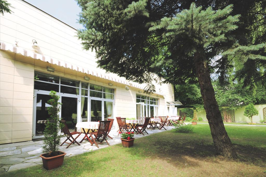 Rezydencja Belweder-Klonowa Warsaw Exterior photo